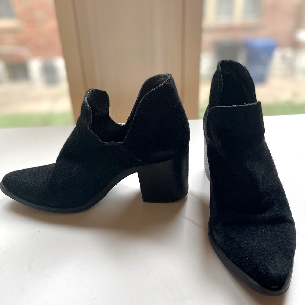 Steve Madden Cutout Suede Booties